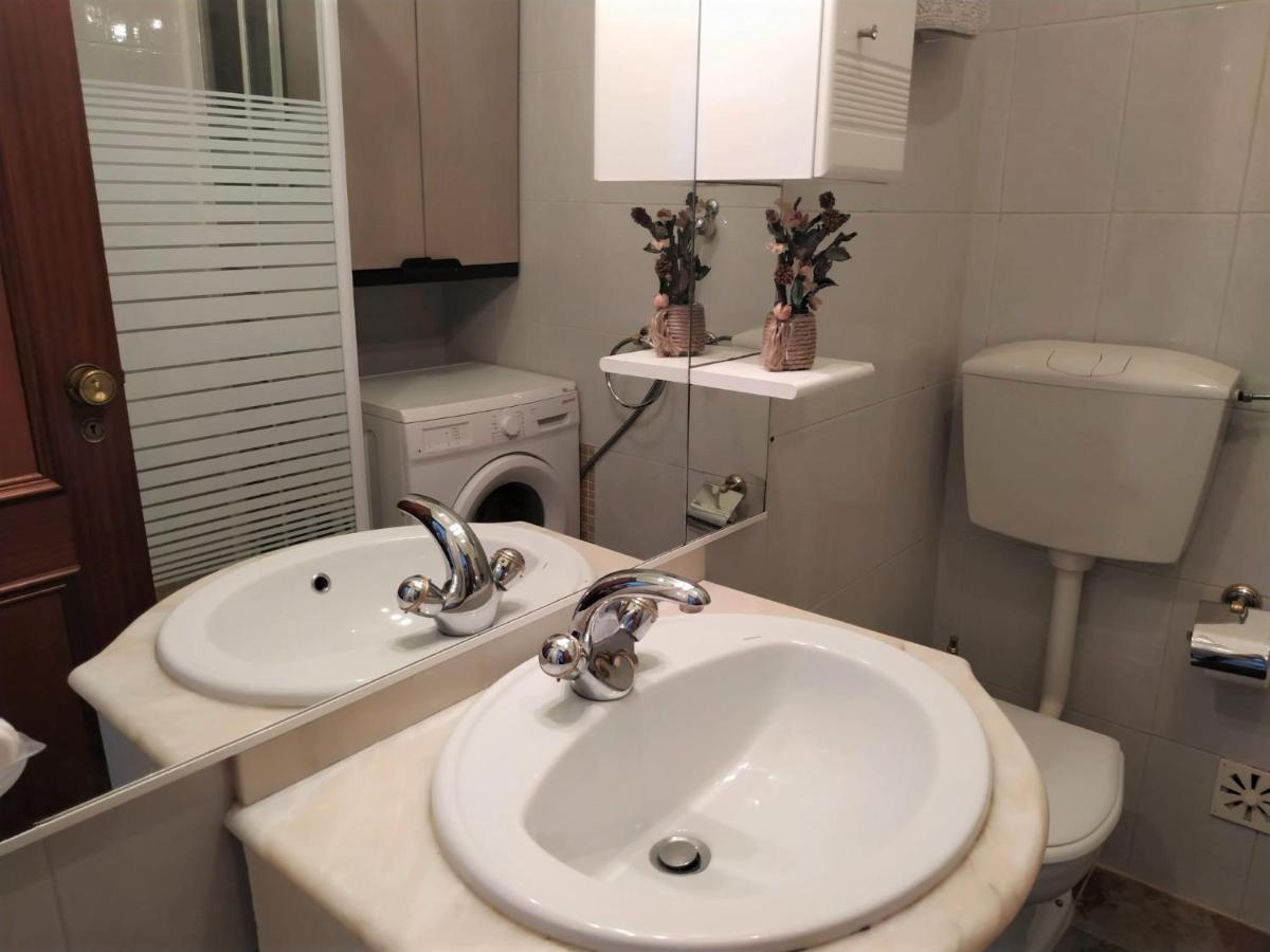3 Torre Sol 4 - Casas & Papeis Lejlighed Armação de Pêra Eksteriør billede